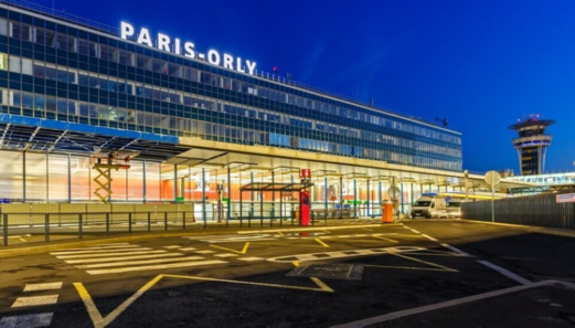 مطار "باريس أورلي" يستأنف عملياته الطبيعية بعد خلل أدى لإلغاء الرحلات مطار "باريس أورلي" يستأنف عملياته الطبيعية بعد خلل أدى لإلغاء الرحلات