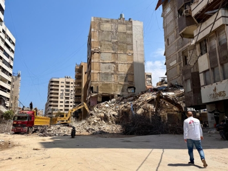 أطباء بلا حدود: التهديدات العسكرية والنزوح يفاقمان المخاطر الصحية جنوب بيروت