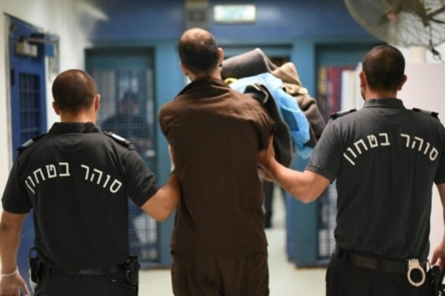 إعلام الأسرى الفلسطينيين: الأسير بلال البرغوثي يتعرض لاعتداءات وحشية ويعيش العزل والمرض