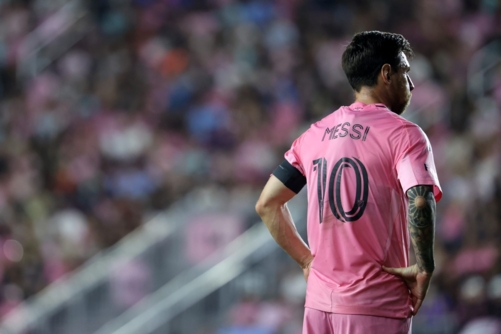 ميسي يحسم موقفه.. لن أعود إلى "برشلونة"