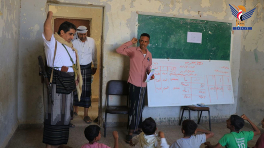 وكيل أول محافظة الحديدة يتفقد الدورات الصيفية ومركز الغسيل الكلوي بالقناوص