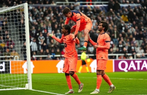 برشلونة يتعادل مع نيوكاسل في دوري الأبطال