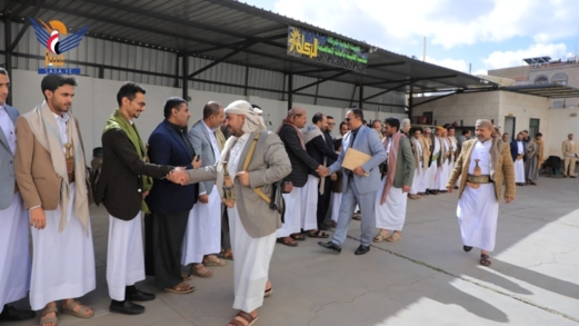 أبو نشطان يطلّع على الانضباط الوظيفي بديوان هيئة الزكاة ومكتبي الأمانة ومحافظة صنعاء