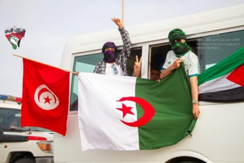 قافلة "الصمود" تستأنف طريقها نحو غزة بعد توقف قرب زليتن الليبية