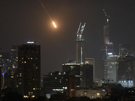 صواريخُ إيرانَ تُنهي آمالَ عدوانِ واشنطنَ ويافَا