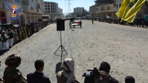 وقفة قبلية مسلحة بمديرية صنعاء الجديدة تأكيدًا للجهوزية والاستنفار