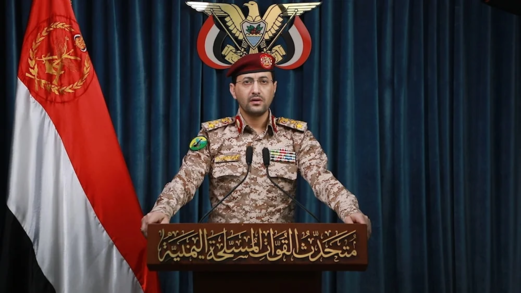 صاروخ فرط صوتي من صنعاء يستهدف مطار "بن غوريون" صاروخ فرط صوتي من صنعاء يستهدف مطار "بن غوريون"