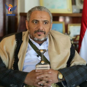 محافظ الجوف يعزّي الرئيس المشاط بوفاة والدته