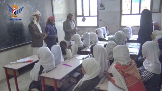 تفقد الدورات الصيفية والاختبارات بمديرية مناخة