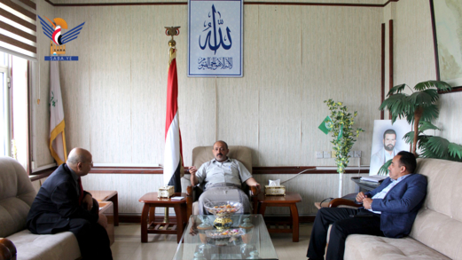 اجتماع بصنعاء يناقش إمكانية إعادة تفعيل العمل بمشروع الحوالات النقدية