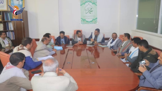 القائم بأعمال وزير الزراعة يطلّع على مستوى الأداء بهيئة الموارد والمنشآت المائية