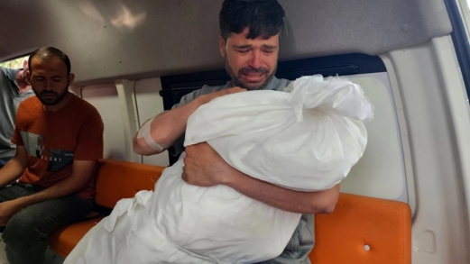 "الغارديان": أين غضب بايدن من الأطفال الفلسطينيين مقطوعي الرؤوس؟ "الغارديان": أين غضب بايدن من الأطفال الفلسطينيين مقطوعي الرؤوس؟