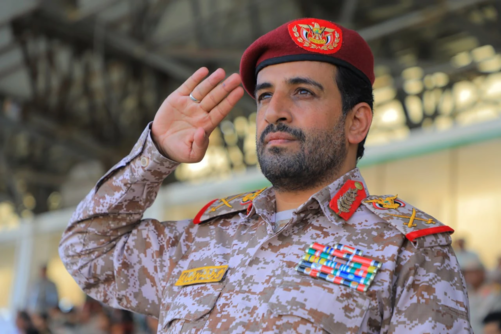قادة المناطق العسكرية يرفعون برقية عزاء للرئيس المشاط باستشهاد الفريق الركن محمد الغماري قادة المناطق العسكرية يرفعون برقية عزاء للرئيس المشاط باستشهاد الفريق الركن محمد الغماري