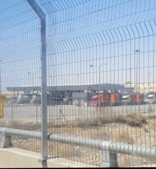 العدو الصهيوني يعلن مجددا اغلاق معبر الكرامة في كلا الاتجاهين