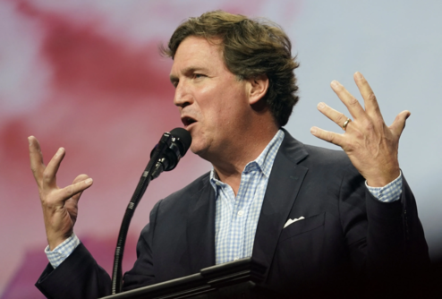 صحفي أمريكي: حان الوقت للجيش والبيت الأبيض لرفض ترامب