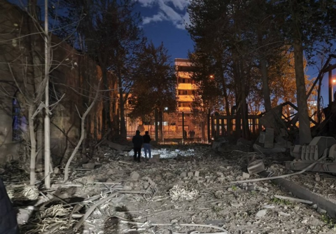 العدوان الصهيوأميركي يستهدف جامعة شريف التكنولوجية في طهران