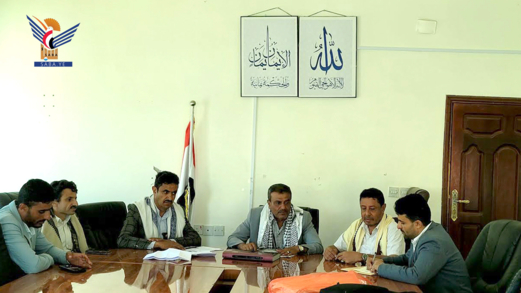 مناقشة الجوانب المتعلقة بتحسين الخدمات السياحية في حجة
