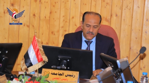 رئيس جامعة صنعاء يعزّي الرئيس المشاط في وفاة والدته