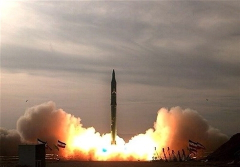 الحرس الثوري الإيراني يعلن استهداف المدينة الصناعية في بئر السبع ومواقع في النقب