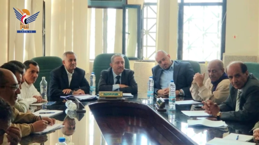 لقاء بهيئة الرقابة على المناقصات يناقش نتائج النزول الميداني إلى صندوق النظافة بالأمانة