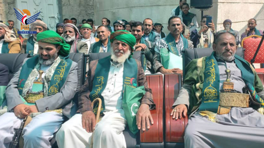 فعالية خطابية في بني حشيش بصنعاء بذكرى المولد النبوي فعالية خطابية في بني حشيش بصنعاء بذكرى المولد النبوي