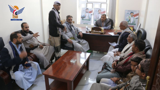 وكيل تعز يتفقد الانضباط الوظيفي في ثاني أيام الدوام الرسمي