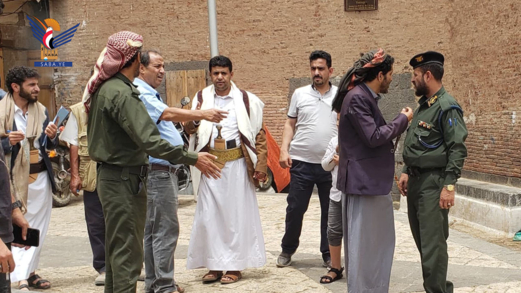 رئيس هيئة المحافظة على المدن التاريخية يشدد على إزالة التشوهات بمدينة صنعاء