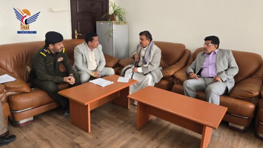 مناقشة تنفيذ توصيات اللجنة المكلفة بالنزول الميداني إلى السجون في أمانة العاصمة مناقشة تنفيذ توصيات اللجنة المكلفة بالنزول الميداني إلى السجون في أمانة العاصمة