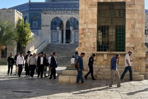محافظة القدس تكشف عن إحصائية تؤكد تصاعد انتهاكات العدو الصهيوني ومستوطنيه خلال يناير