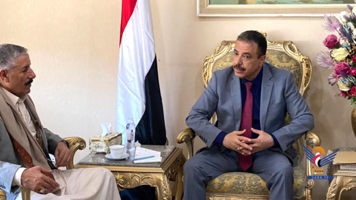 وزير الخارجية يلتقي رئيس الفريق الوطني في لجنة التنسيق لإعادة الانتشار