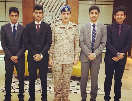 بين ملهاةالأطفال ومأساةالشرعية..ماالرسالةالتي تريد السعودية إيصالهالليمن؟ بين ملهاةالأطفال ومأساةالشرعية..ماالرسالةالتي تريد السعودية إيصالهالليمن؟