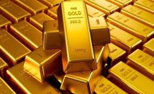 انخفاض أسعار الذهب بعد ارتفاعها لأعلى مستوى في 18 شهراً