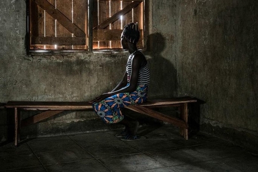 “نساء الحروب”… أسى وتهجير وعسكرة وتنمر