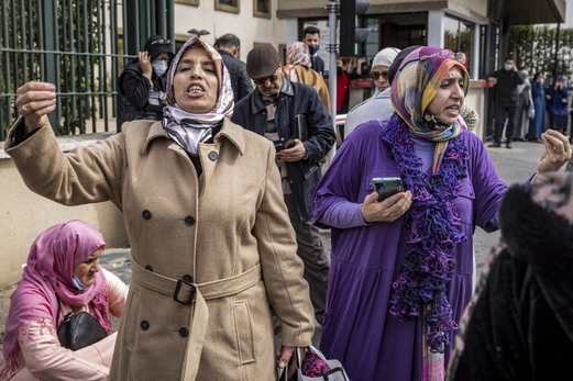 الطبقة الوسطى… وتد المجتمع العربي تتآكل