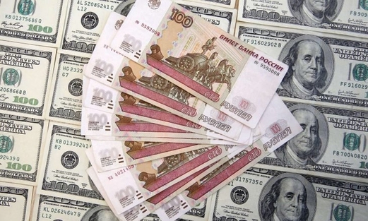 ارتفاع الروبل الروسي لأعلى مستوى في حوالي عامين مقابل اليورو