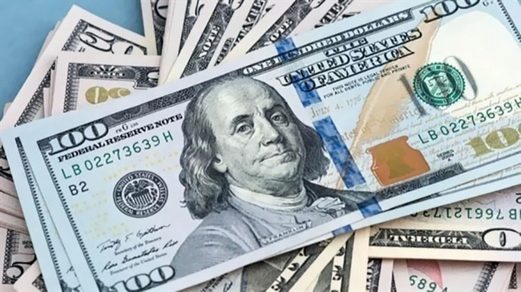 ارتفاع الدولار الأمريكي مقترباً من أعلى مستوياته في 20 عاماً