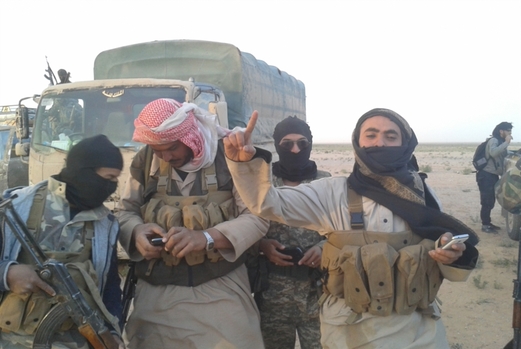 سِباق النفوذ والسيطرة: ثلاثة مشاريع تتنازع حضرموت سِباق النفوذ والسيطرة: ثلاثة مشاريع تتنازع حضرموت