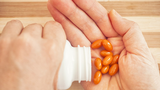 ست علامات تظهر على أجسامنا تعني نقص فيتامين أساسي ست علامات تظهر على أجسامنا تعني نقص فيتامين أساسي