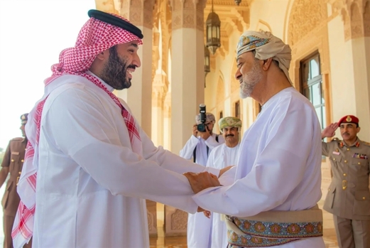 زيارة ابن سلمان لمسقط تبعث التفاؤل: نحو حلحلة «يمنية» قريباً؟ زيارة ابن سلمان لمسقط تبعث التفاؤل: نحو حلحلة «يمنية» قريباً؟