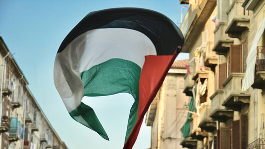 ما قصة أغنية “تحيا فلسطين” السويدية التي اجتاحت المظاهرات الداعمة لفلسطين؟ ما قصة أغنية “تحيا فلسطين” السويدية التي اجتاحت المظاهرات الداعمة لفلسطين؟