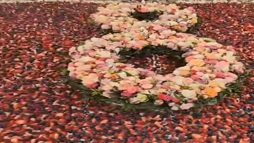 روسيا.. تحضير أكبر كعكة توت في العالم بمناسبة يوم المرأة العالمي روسيا.. تحضير أكبر كعكة توت في العالم بمناسبة يوم المرأة العالمي