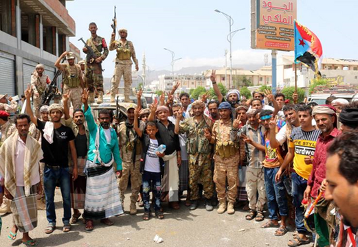 تعارك الحليفين السعودي والإماراتي فيما بينهم، واليمن الآن يشكك في التحالف برمته