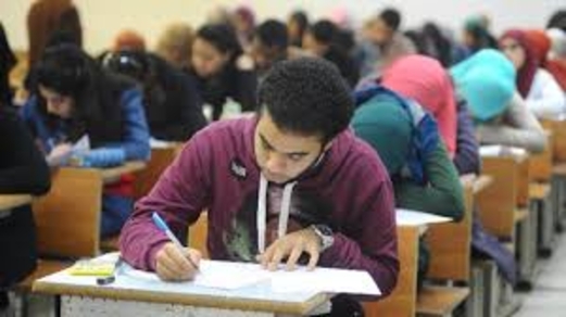 الجزائر تقطع الإنترنت لمنع الغش في الثانوية العامة الجزائر تقطع الإنترنت لمنع الغش في الثانوية العامة