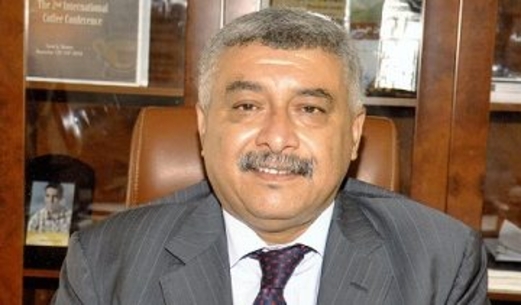 وزير الزراعة يدشن العمل بالادارة العامة لخدمة الجمهور في الوزارة وزير الزراعة يدشن العمل بالادارة العامة لخدمة الجمهور في الوزارة