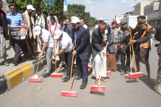 وزير الصناعة يؤكد أهمية تعزيز الوعي المجتمعي للحفاظ على النظافة والبيئة  وزير الصناعة يؤكد أهمية تعزيز الوعي المجتمعي للحفاظ على النظافة والبيئة