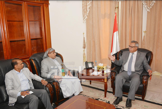 رئيس الوزراء يشيد بجهود شركة النفط في استقرار وضع المشتقات النفطية