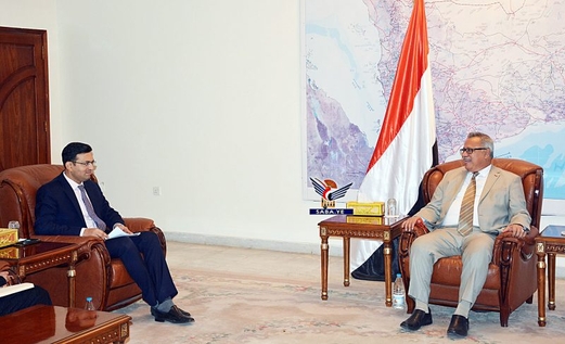 رئيس الوزراء يناقش مع رئيس فريق برامج اليونسيف التعاون في المجال الانساني