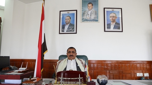 وزير النفط: هبوط أسعار النفط عالميا لم ينعكس على اليمن بسبب العدوان
