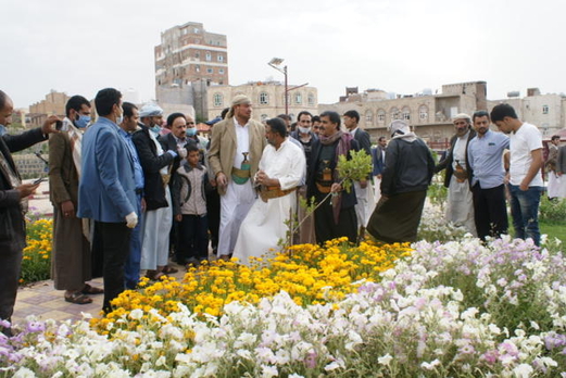 أمانة العاصمة تتسلم ثلاث حدائق بشعوب وبني الحارث بتكلفة 484 ألف دولار