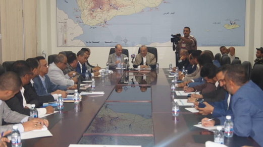 الجنيد يؤكد أهمية دور وزارة النقل في النهوض بالاقتصاد الوطني